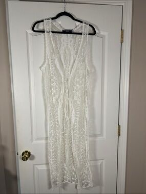 Highness Cream Lace Sleeveless Long Kimono-One size